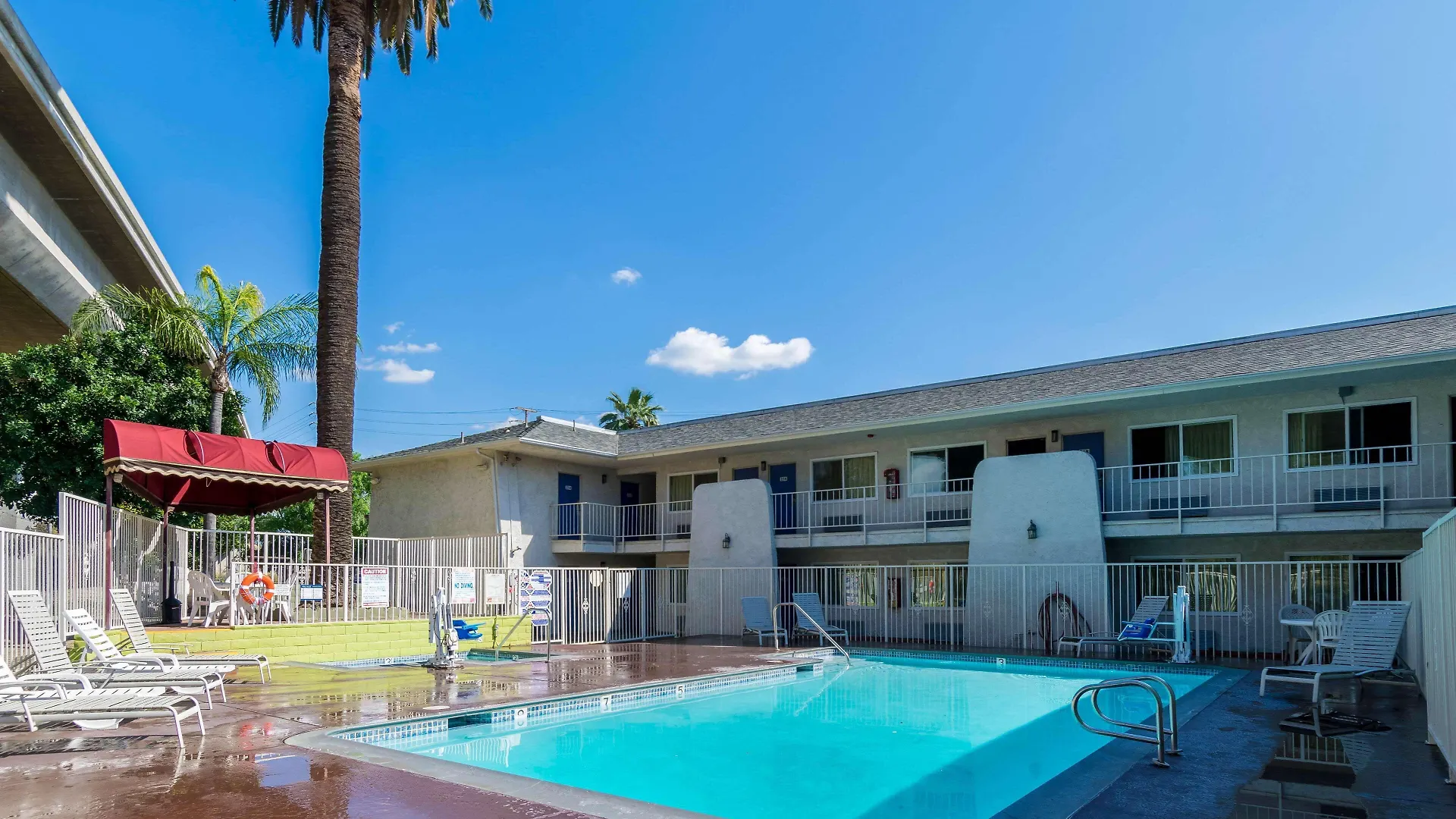 8 Airport Hotels Close to San Bernardino Regional Parks